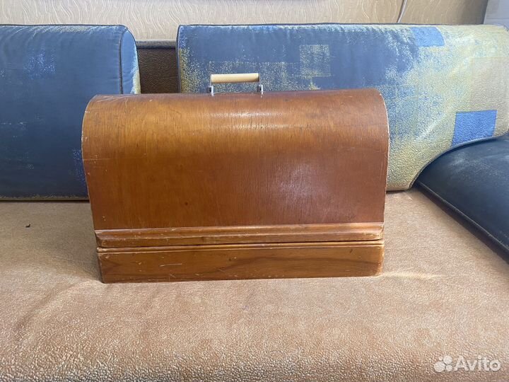 Подольская швейная машинка ручная