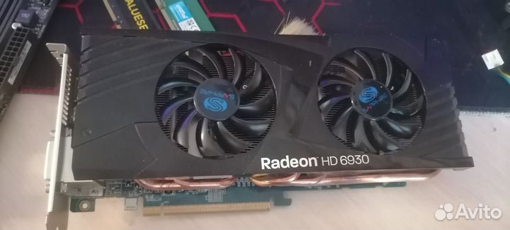 Видеокарта Radeon HD 6930