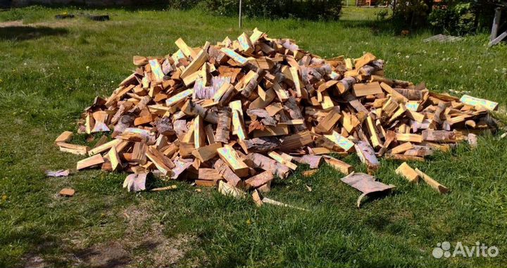 Дрова сухие навалом