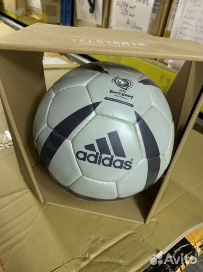 Футбольный мяч adidas