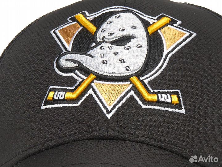 Бейсболка NHL Anaheim Ducks с сеткой