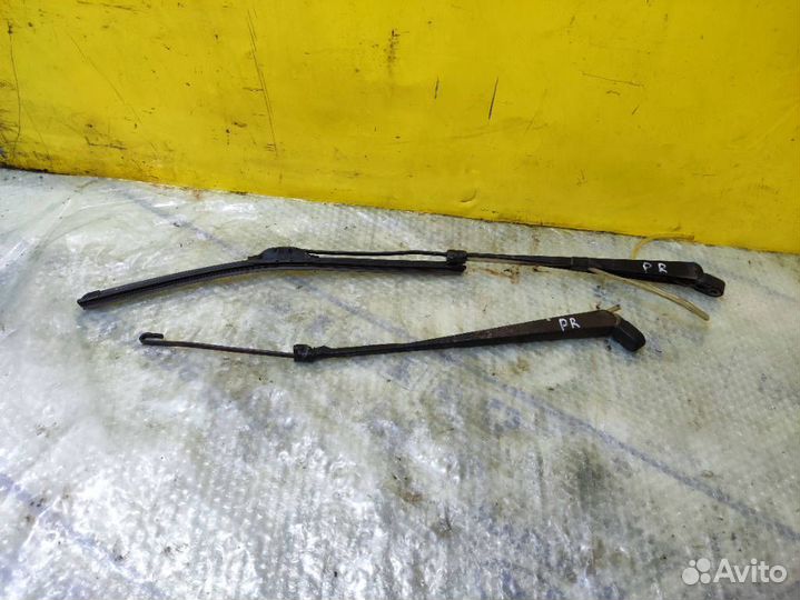 Поводки стеклоочистителя Kia Pregio 1997-2007