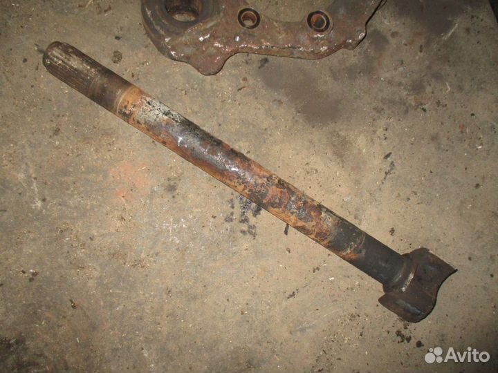 Вал тормозной задний левый MAN 81503010113