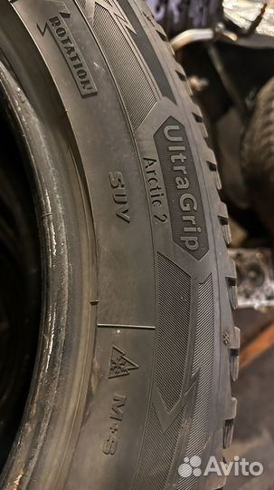 Goodyear UltraGrip SUV 275/50 R20