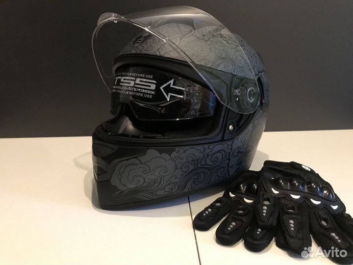 Мотошлем LVS