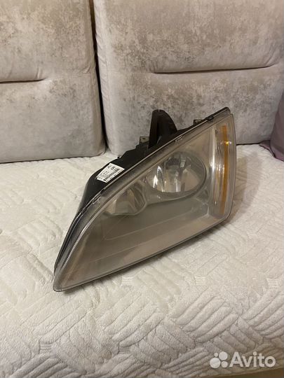 Левая фара Ford Focus 2 дорест