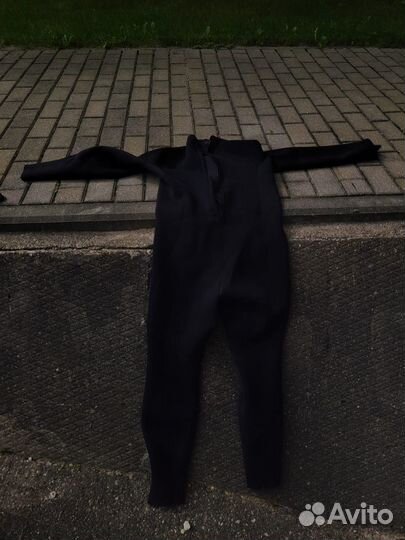 Гидрокостюм для серфинга