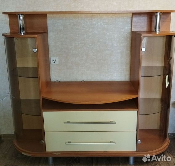 Тумба под телевизор