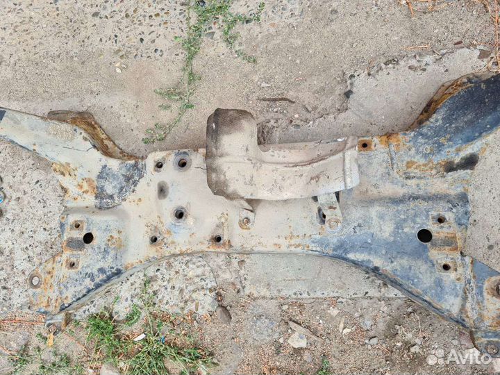 Рулевая рейка chery фора,подрамник