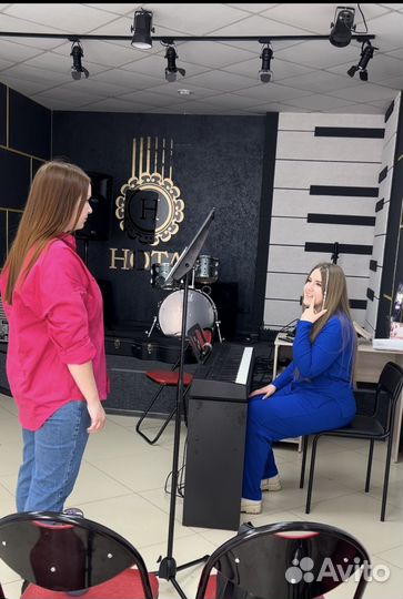 Уроки вокала для взрослых и детей