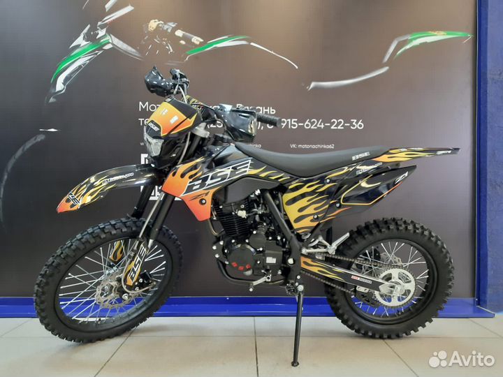 Мотоцикл BSE Z1 Hot Rod Red