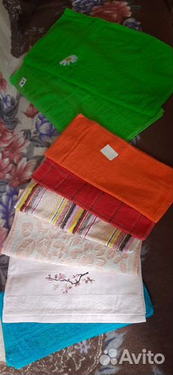 Постельниое,полотенца.Целые,крепкие,чистые