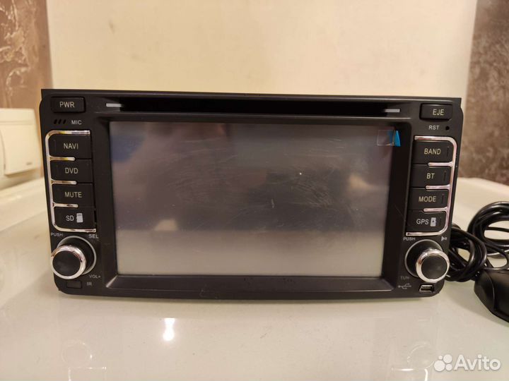 Автомагнитола на toyota rav4