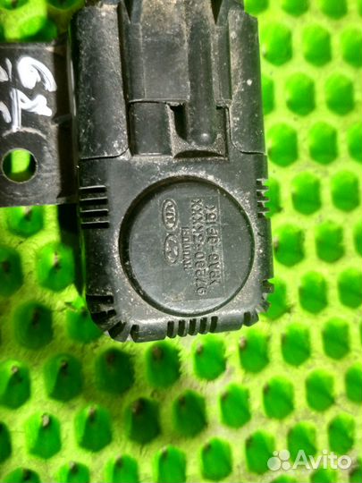 Датчик температуры воздуха Hyundai Sonata 5 Nf