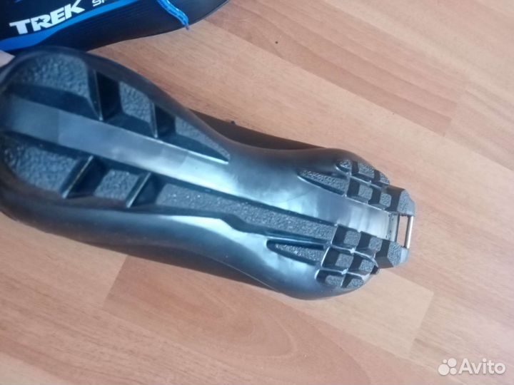 Беговые лыжи Madchus+крепления+палки+ботинки