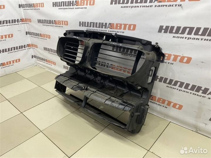 Дефлектор радиатора бмв 5 Ф10 Ф11