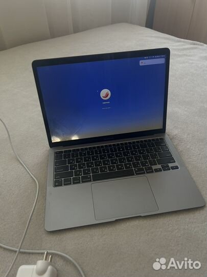 Apple MacBook air 13 2020 m1 8gb 256