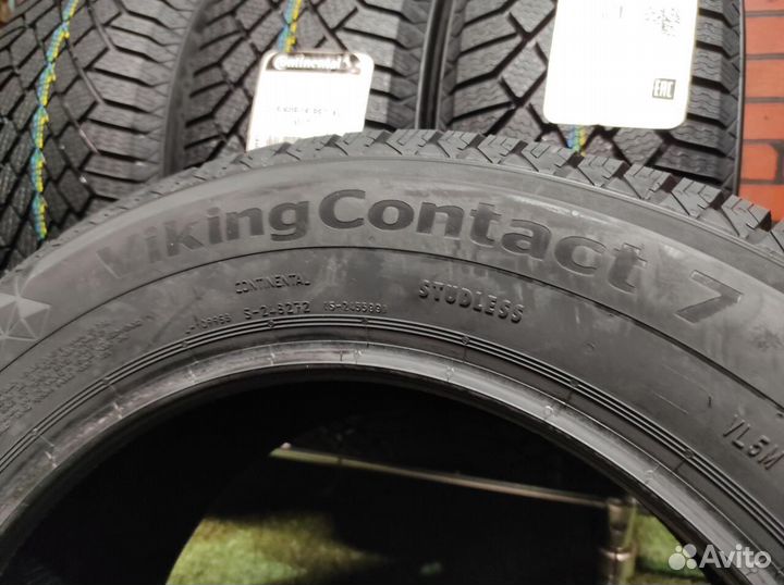 Continental ContiVikingContact 7 215/60 R16 99T