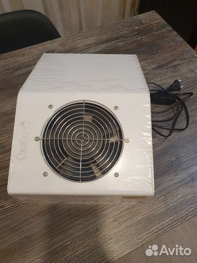 Вытяжка для маникюра