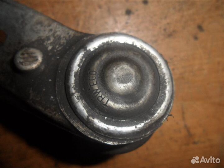 Рычаг подвески передний левый Audi A6 C5 4B2 ACK