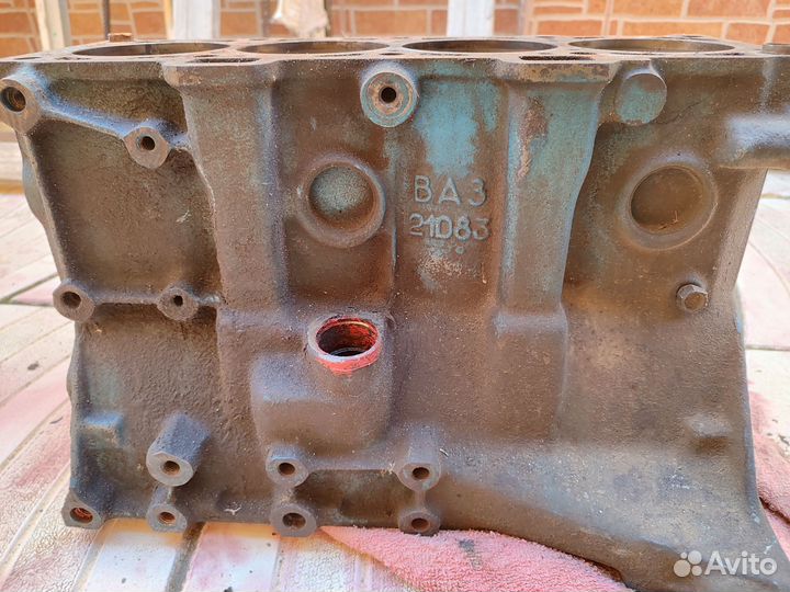 Блок двигателя