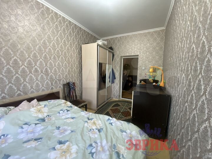 Дом 186 м² на участке 8 сот.