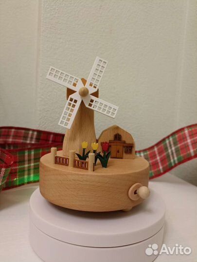 Музыкальная карусель заводные игрушки