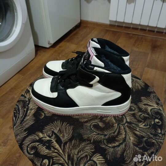 Кроссовки зимние мужские на мальчика 37 р