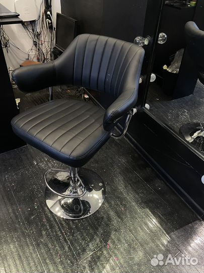Барный стул кресло почти новое