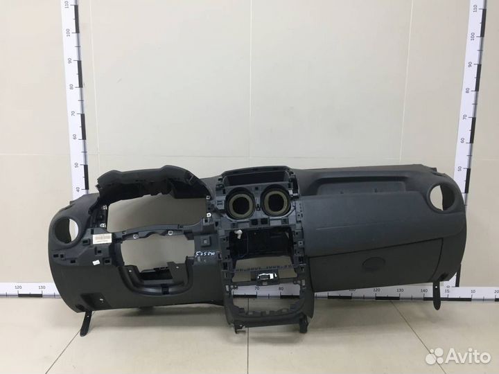 Б/У Торпедо 681001758R renault