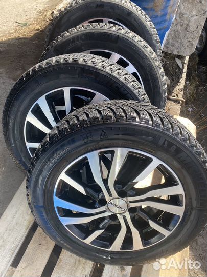 Michelin Latitude X-Ice North 185/65 R15