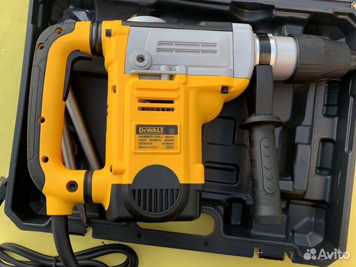 Перфоратор 3000w dewalt новый