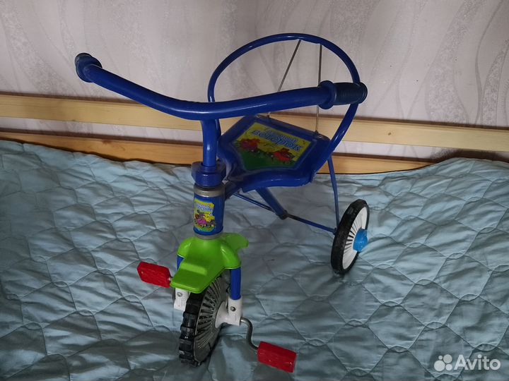 Детский трехколесный велосипед бу