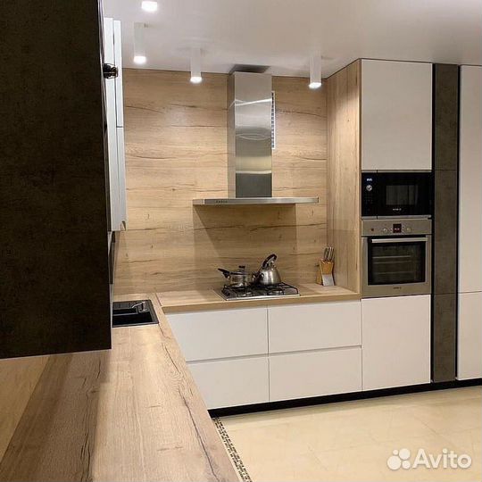 Кухонный гарнитур на заказ. Под ключ