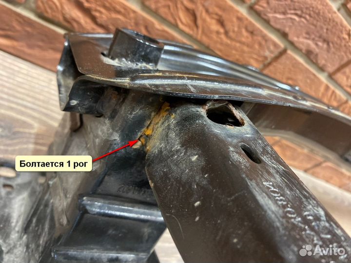 Усилитель переднего бампера Skoda Octavia A8 2019+