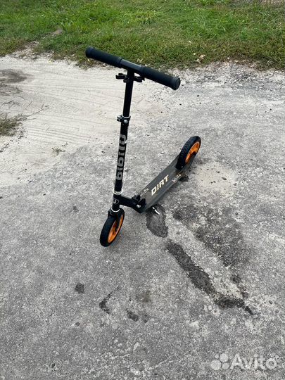 Продаю самокат