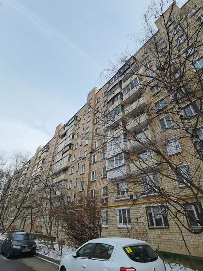 Комната 13,5 м² в 2-к., 1/9 эт.