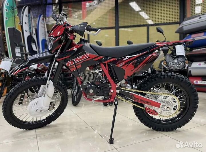 Мотоцикл BSE Z9