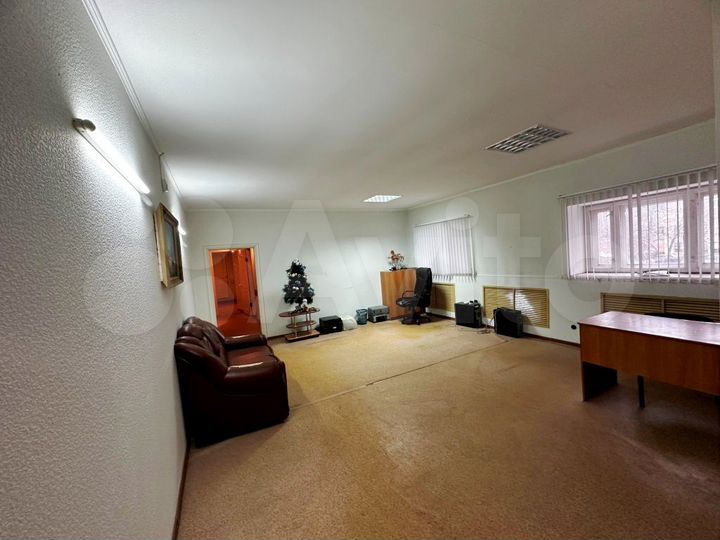 Сдаю помещение пл. 69.5 м² (отдельный вход)