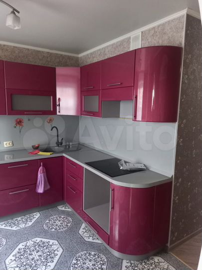 2-к. квартира, 57 м², 2/5 эт.