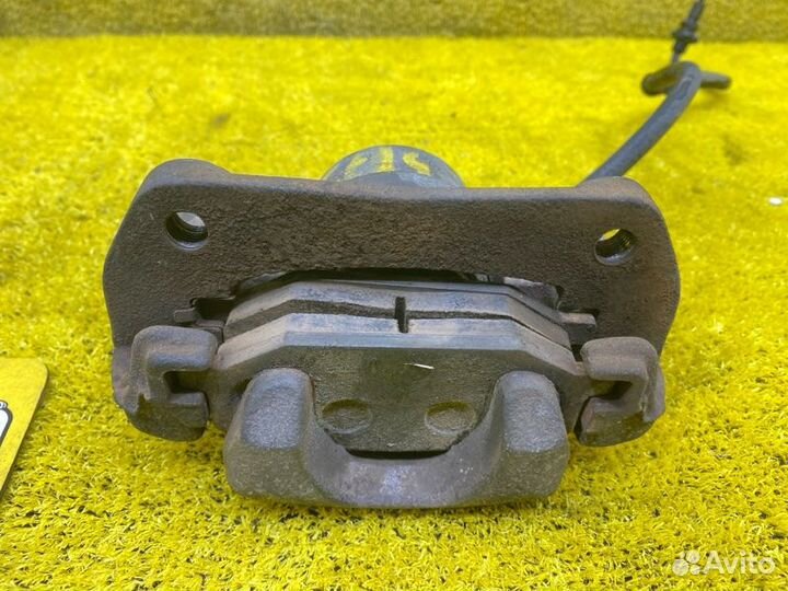 Суппорт передний левый Suzuki Jimny 145574