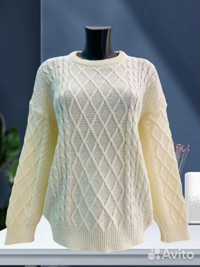 Свитер женский