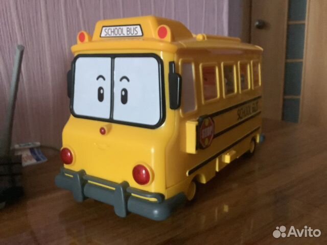 Игрушка автобус Робокар Поли с героями