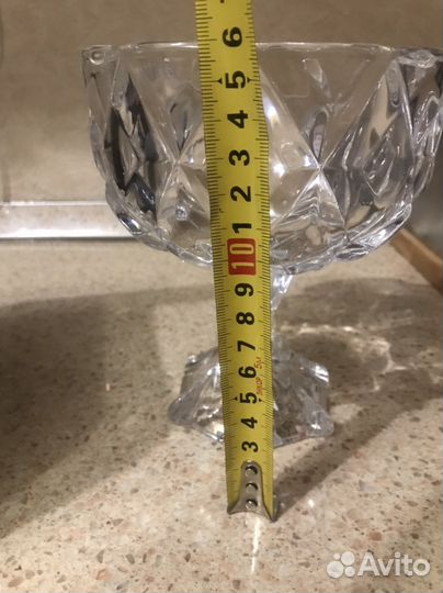 Конфетница на ножке