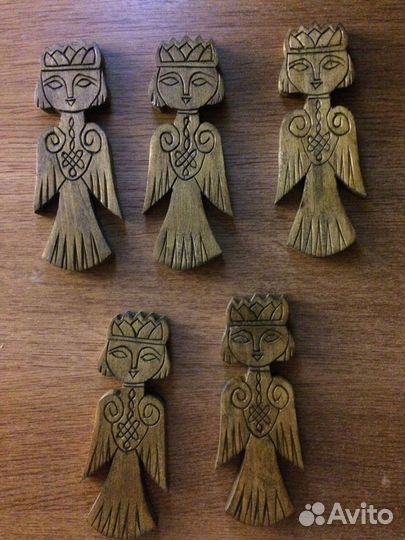 Обережные фигурки из дерева