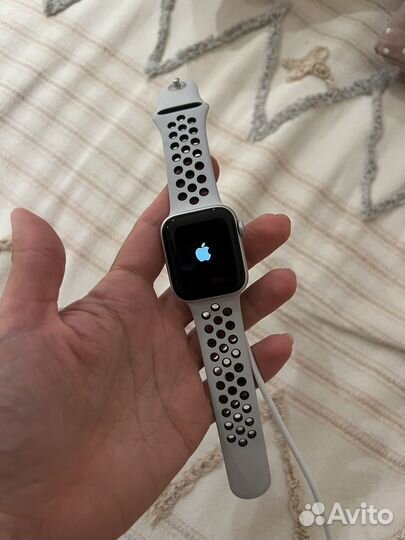 Часы apple watch se 40 mm 2020