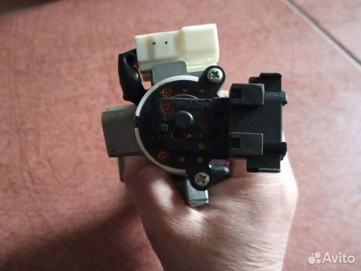 Сузуки свифт 3 замок зажигания