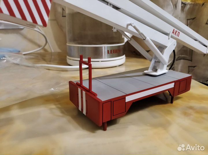 Масштабная модель автомобиля камаз 1:43