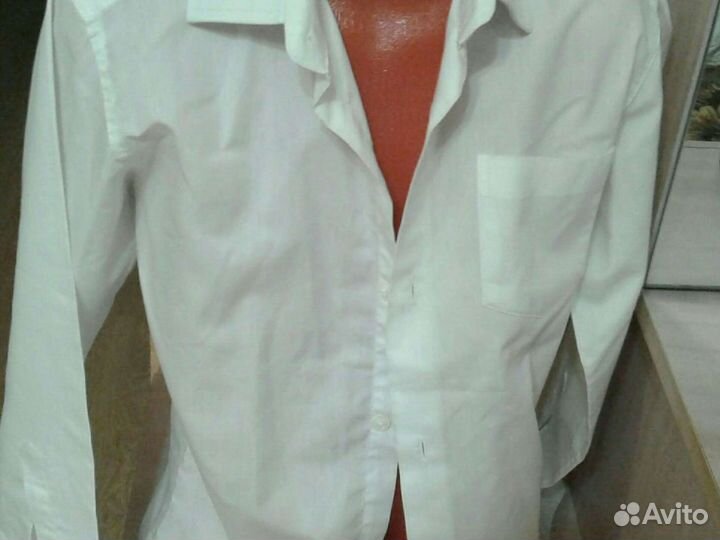 Рубашки шк белые и голубые длин и кор рук на 8-9л