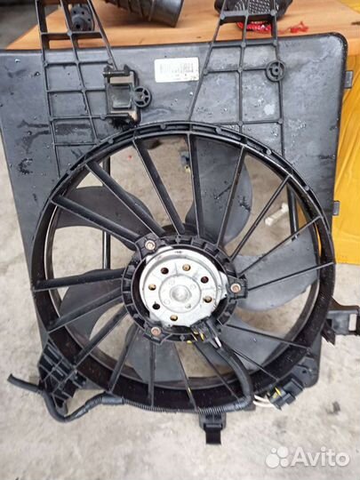 Вентилятор радиатора Renault Kangoo